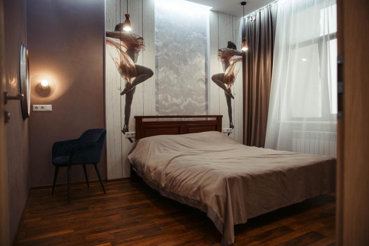 Апартаменты Центр Uman Square Apartment Eksteriør billede