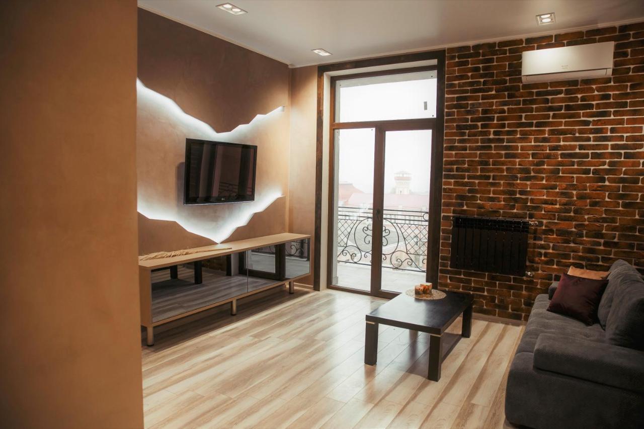 Апартаменты Центр Uman Square Apartment Eksteriør billede
